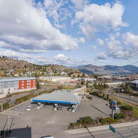 The Hue Hotel, Ascend Hotel Collection Kamloops Exterior photo
